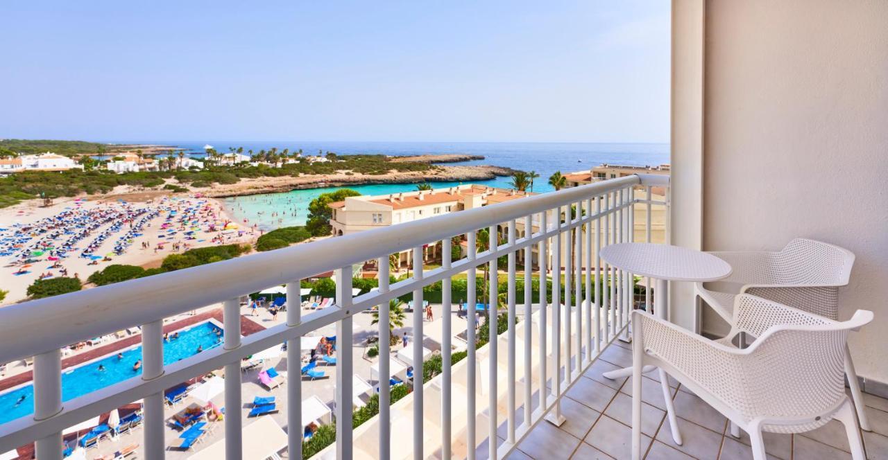 Globales Cala'N Bosch Hotel Cala en Bosc Exterior photo