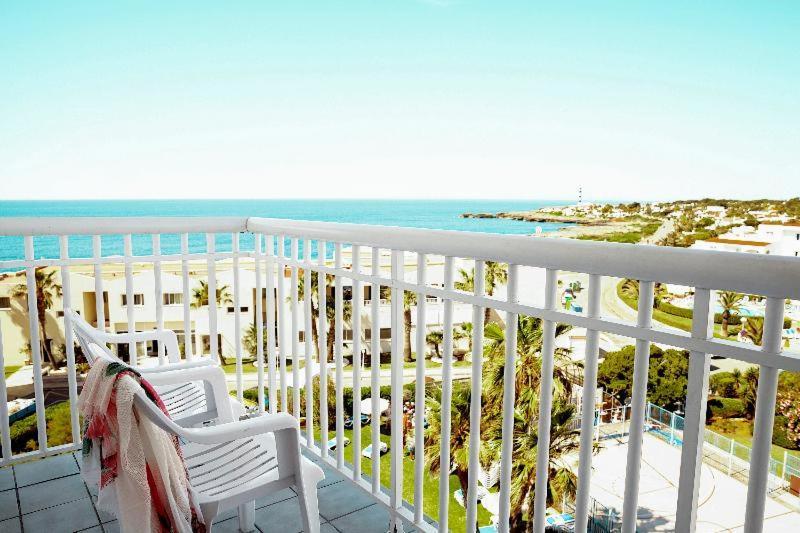Globales Cala'N Bosch Hotel Cala en Bosc Room photo